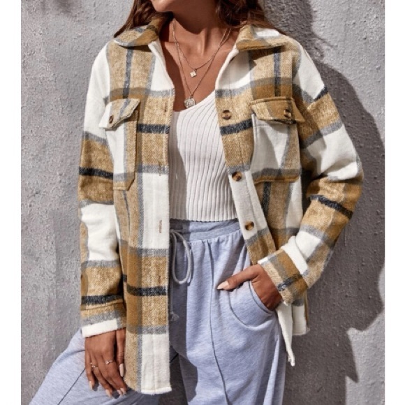 Jackets & Blazers - Plaid button down coat